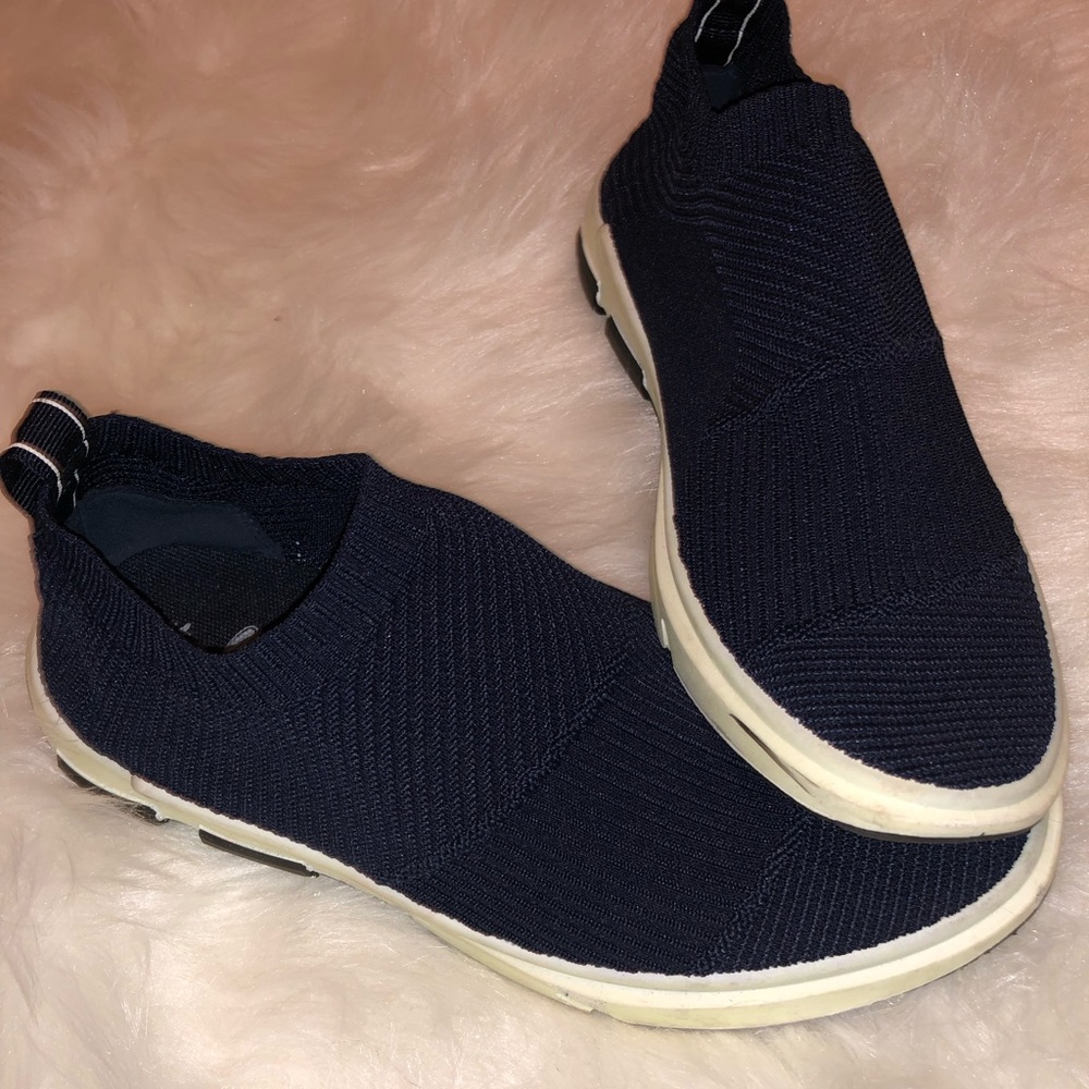 Blue cloth sneakers